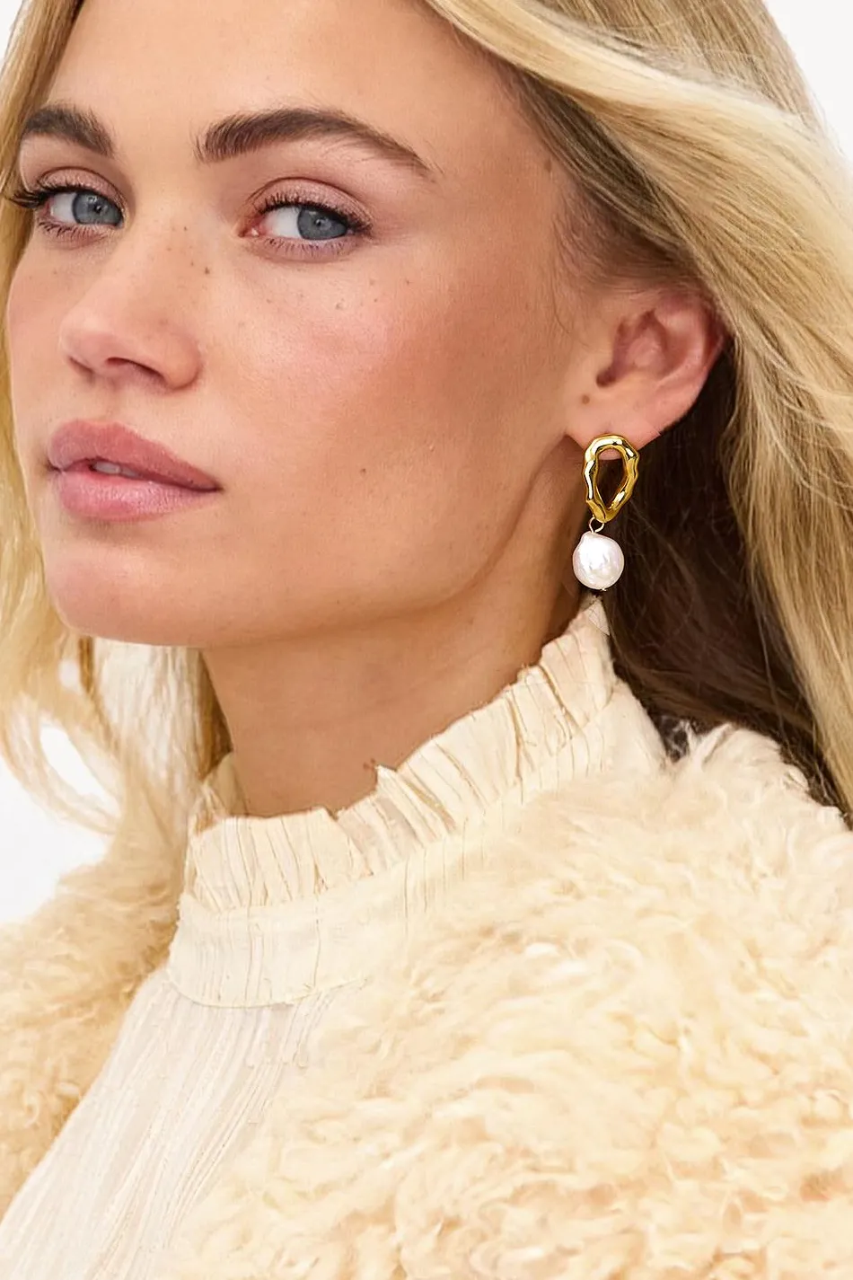 Fashion LOAVIES SHINE IN THE SPOTLIGHT Goud